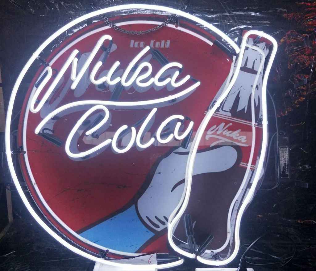 Nuka Cola neon - gra Fallout sci-fi na PC