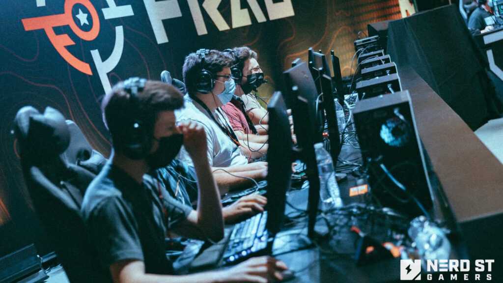 Counter Strike gra esport Polska drużyny